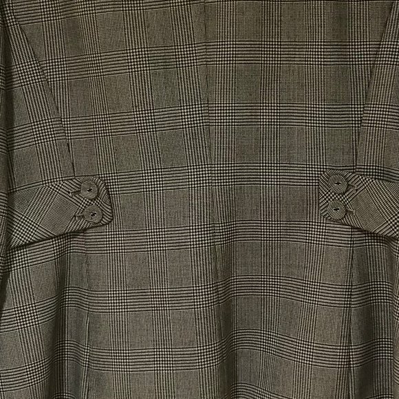Ann Taylor Loft Women's Buttoned Gray Blazer - Picture 2 of 7